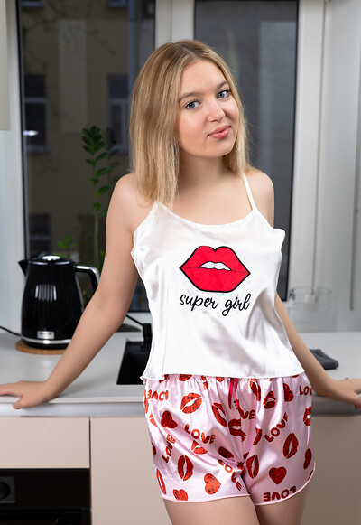 Nikoletta in Goodnight from Femjoy